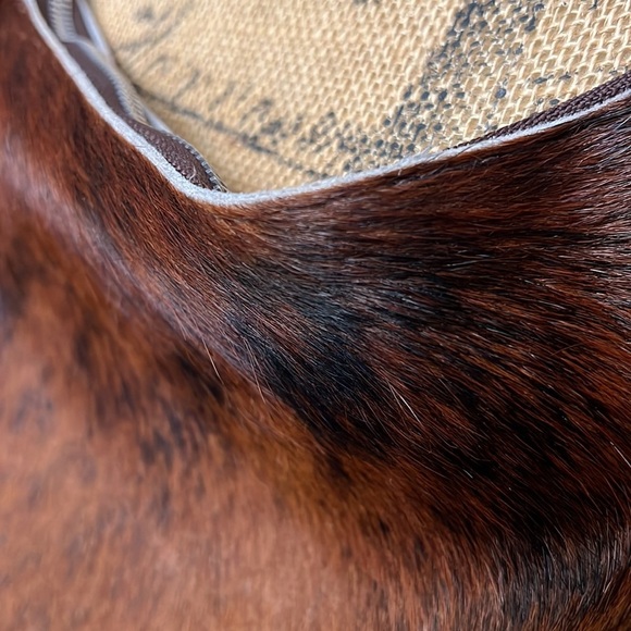 MAYA MOON OREGON DESIGN FUR & LEATHER CRESENT  HANDBAG - Picture 6 of 17